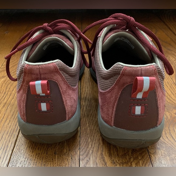 DANSKO Paisley Burgundy Red Waterproof Walking/Hiking Shoe - EU 41/US 10 - 10.5 - Picture 9 of 12